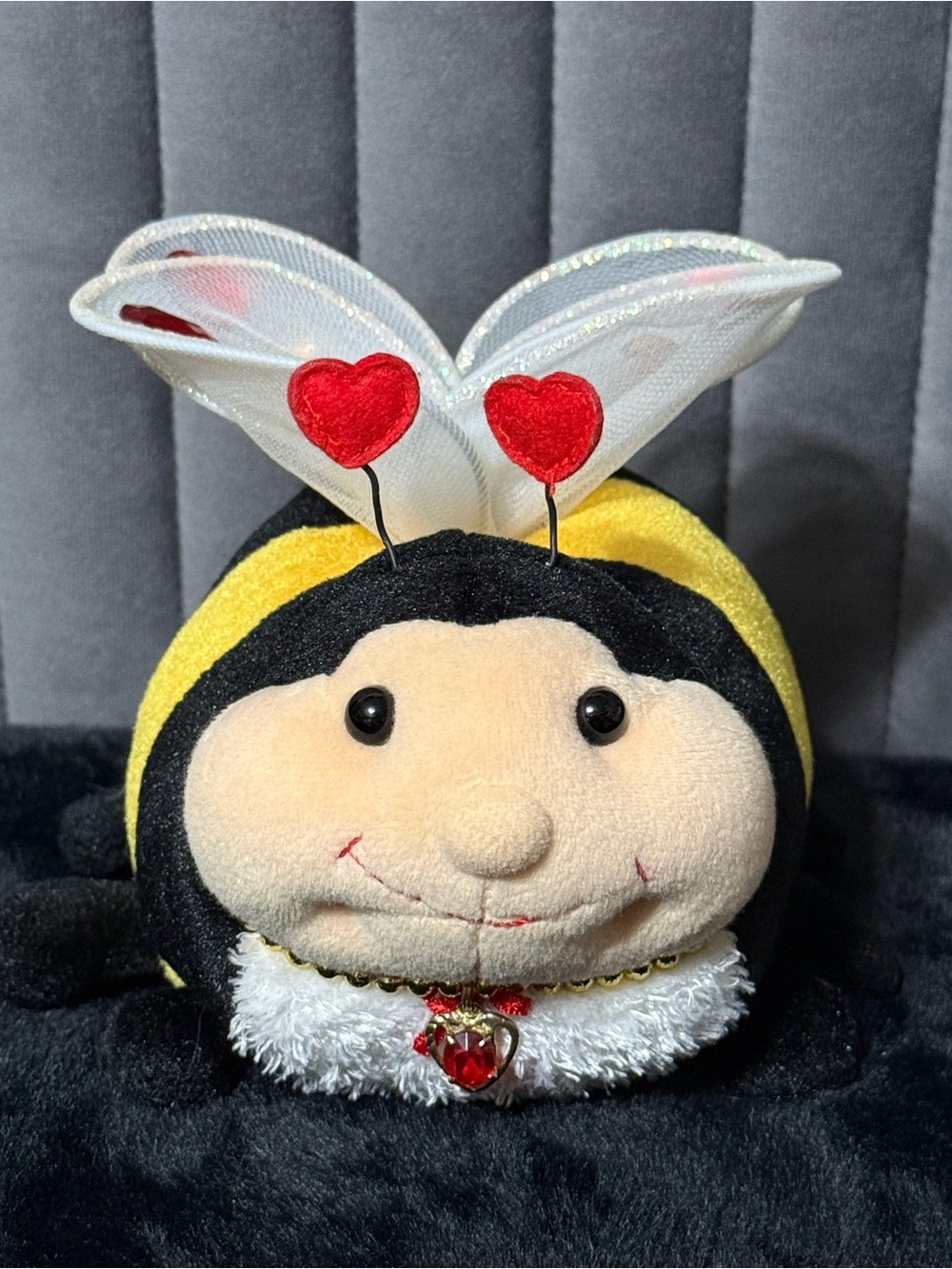 Aurora Jewels Bumble Bee Plush Sharon Lea Larsen 2002 Heart Antenna